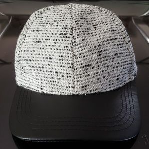 Vince Camuto baseball cap